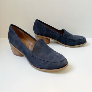 Sofft Cassia Navy Blue Suede Heeled Loafer Heel